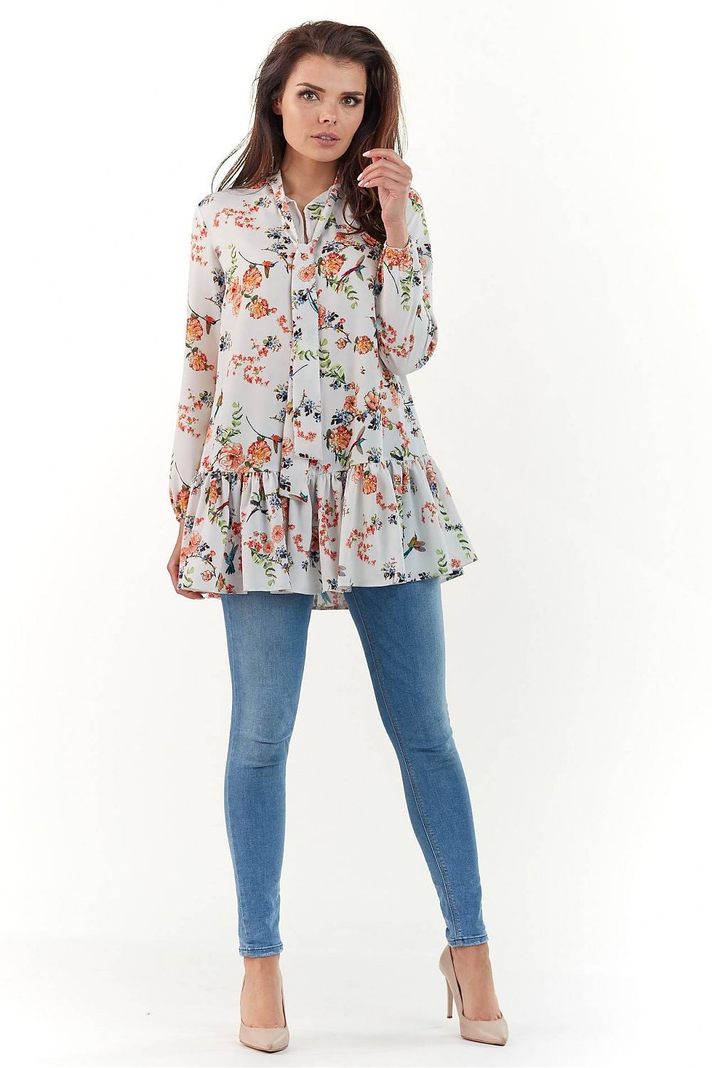Blouse model 140055